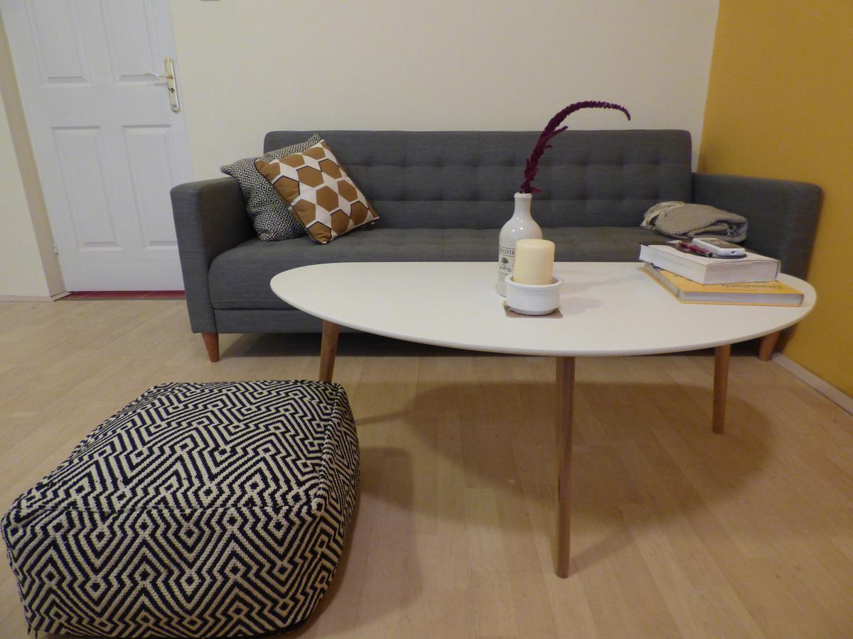 Yellow Apartment Debrecen Esterno foto